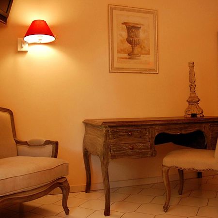 Hotel Les Mazets Des Roches Tarascon Pokój zdjęcie