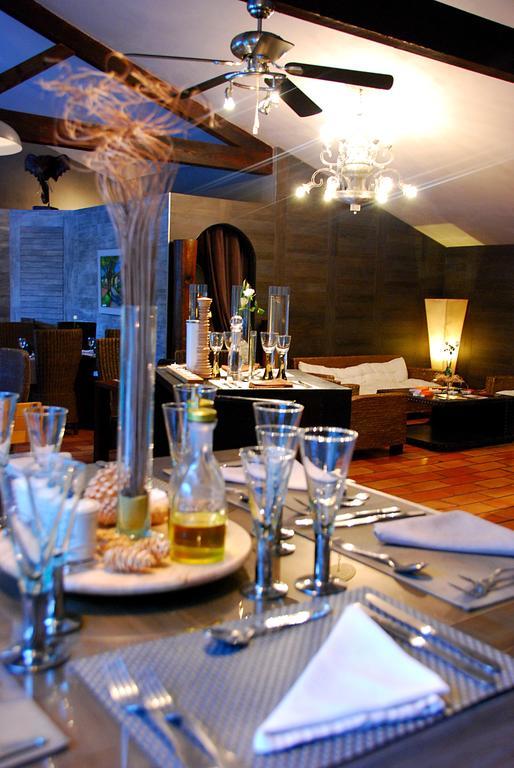 Hotel Les Mazets Des Roches Tarascon Zewnętrze zdjęcie