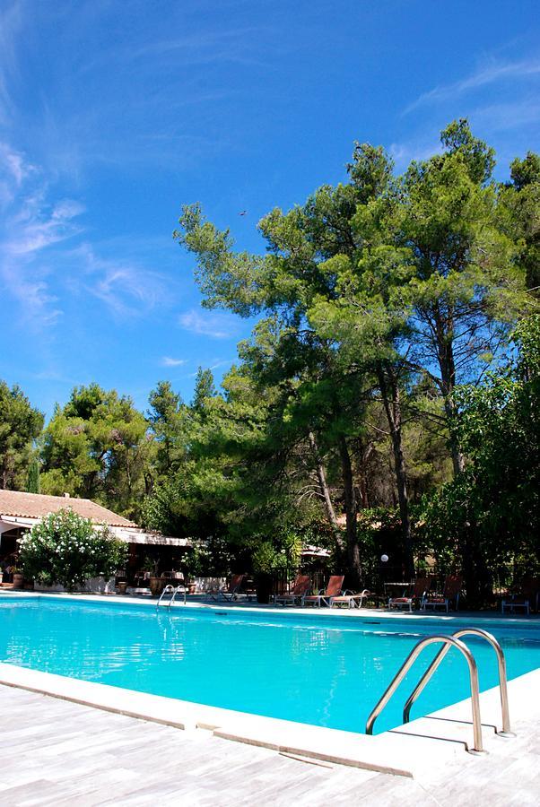 Hotel Les Mazets Des Roches Tarascon Zewnętrze zdjęcie